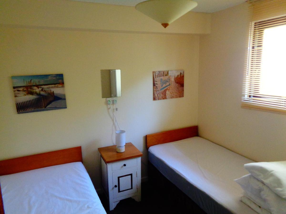 28 Yew Lodge Amroth Extérieur photo